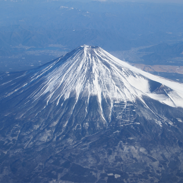 ヘリコプター富士山ツアーー(3名様)約70分